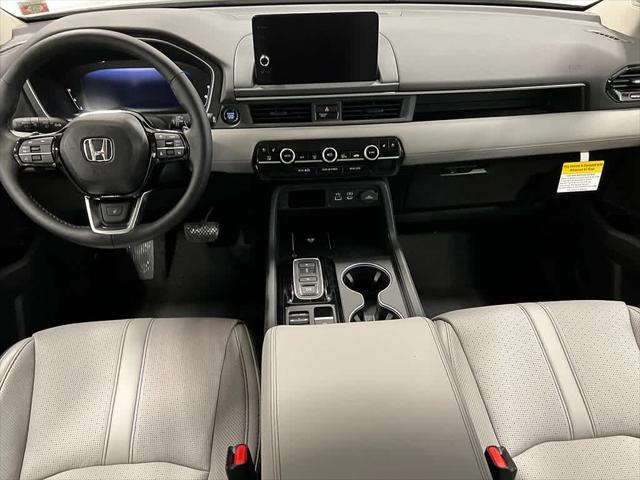 new 2025 Honda Pilot car, priced at $54,530