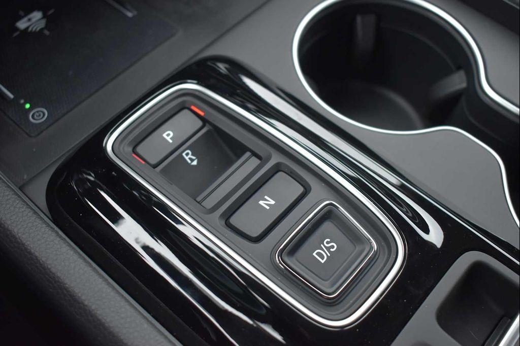 new 2025 Honda Pilot car, priced at $49,991