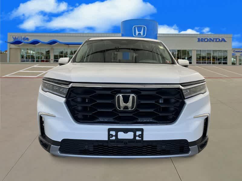 new 2025 Honda Pilot car, priced at $45,797
