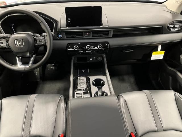 new 2025 Honda Pilot car, priced at $48,252