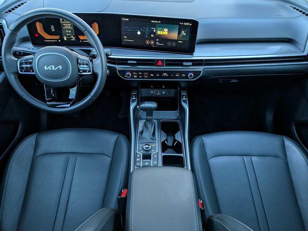 used 2025 Kia Sorento car, priced at $32,250