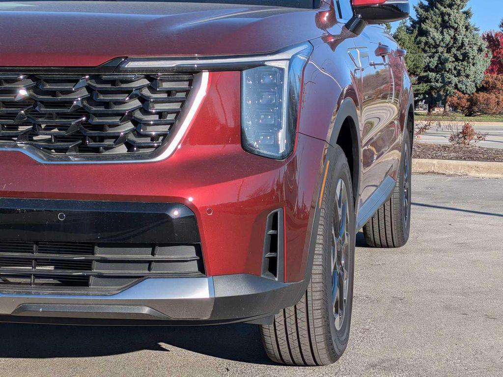 used 2025 Kia Sorento car, priced at $32,250