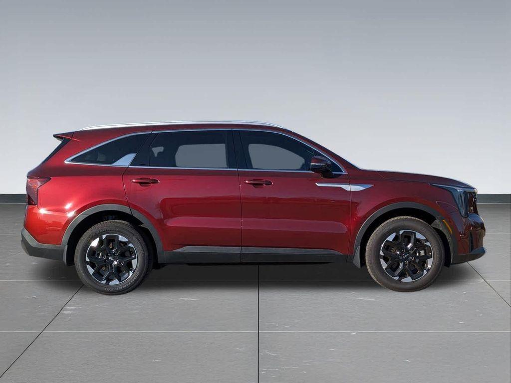 used 2025 Kia Sorento car, priced at $32,250
