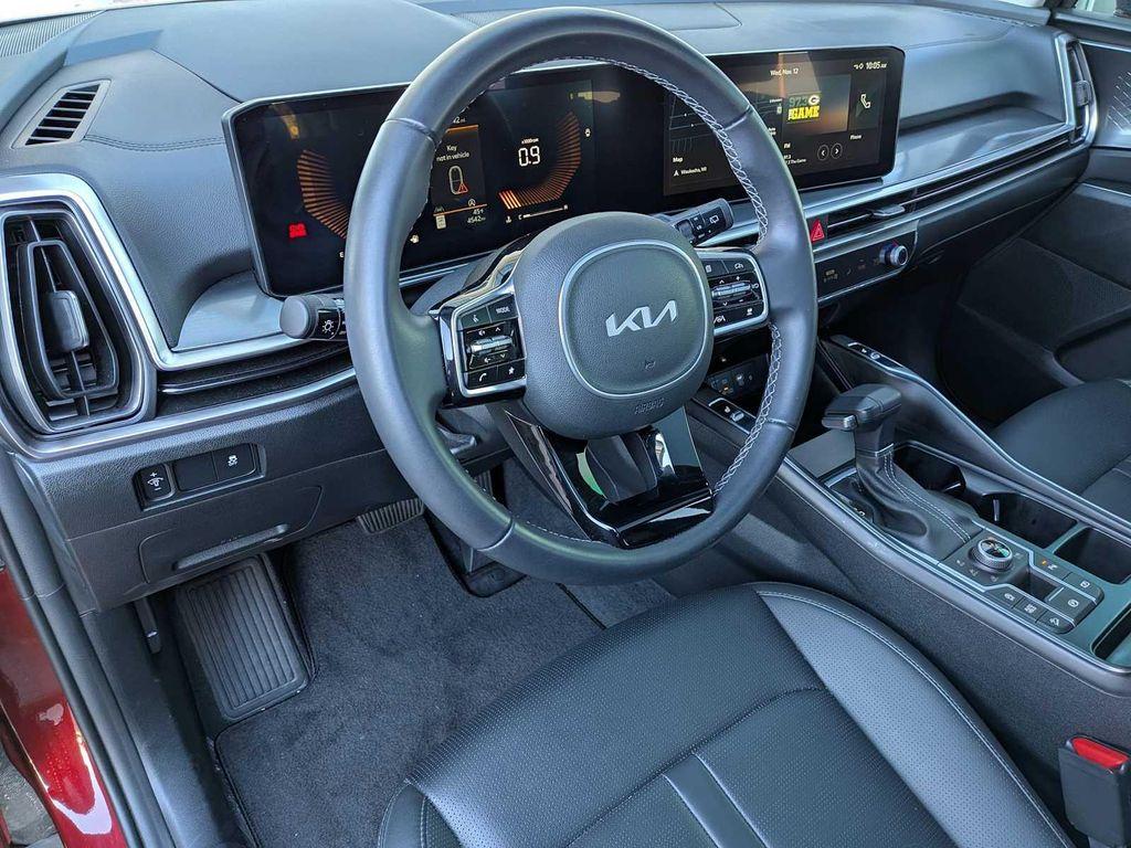 used 2025 Kia Sorento car, priced at $32,250