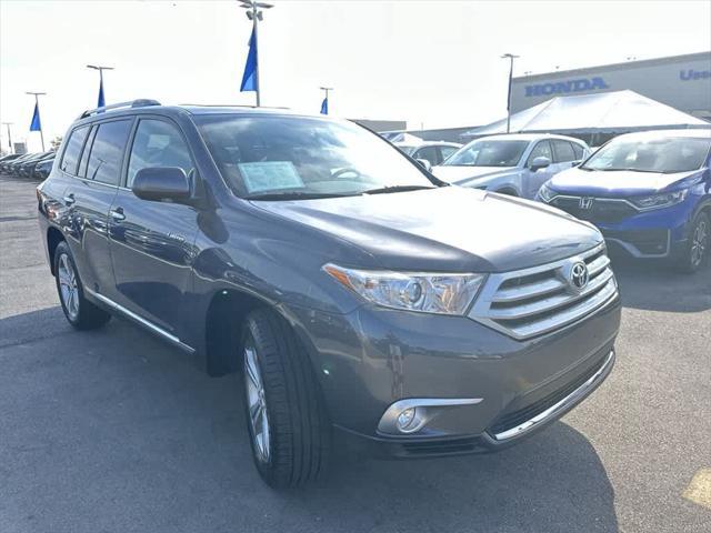 used 2013 Toyota Highlander car, priced at $13,888