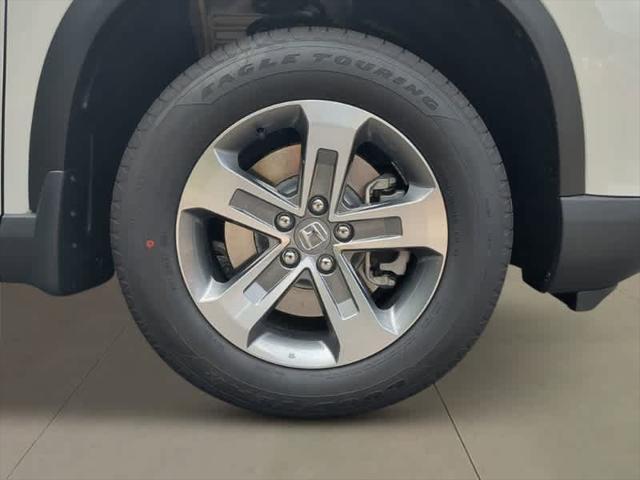 new 2025 Honda Pilot car, priced at $48,255