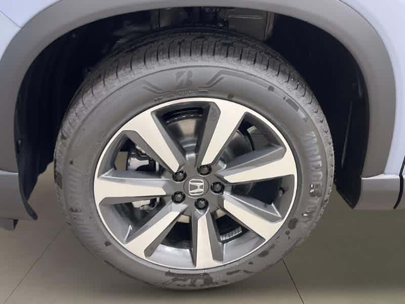 new 2025 Honda Pilot car, priced at $51,249