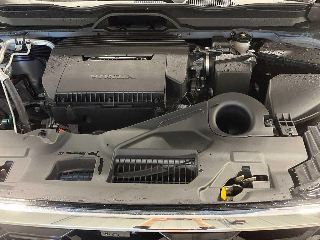 new 2025 Honda Pilot car, priced at $51,249