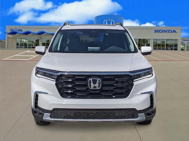 new 2025 Honda Pilot car, priced at $49,535