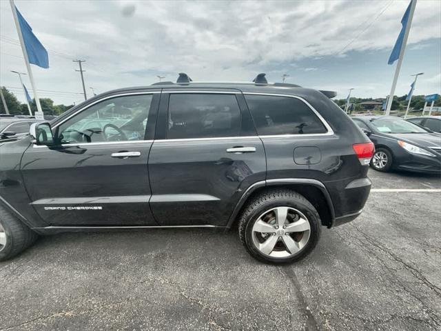 used 2016 Jeep Grand Cherokee car, priced at $17,798