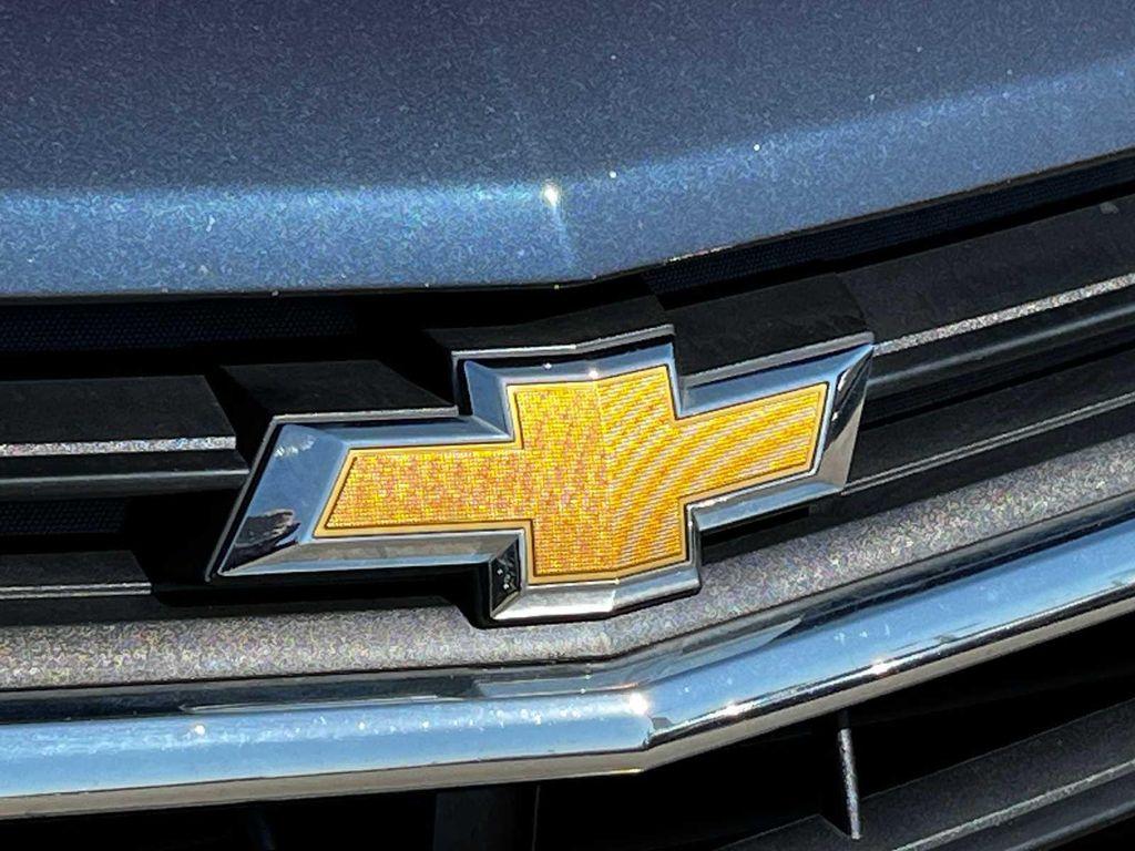 used 2018 Chevrolet Equinox car, priced at $11,299