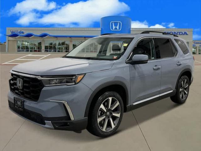 new 2025 Honda Pilot car, priced at $48,008