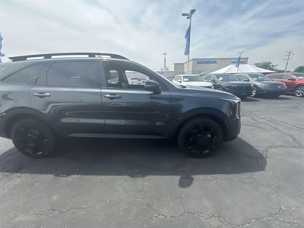 used 2025 Kia Sorento car, priced at $36,754
