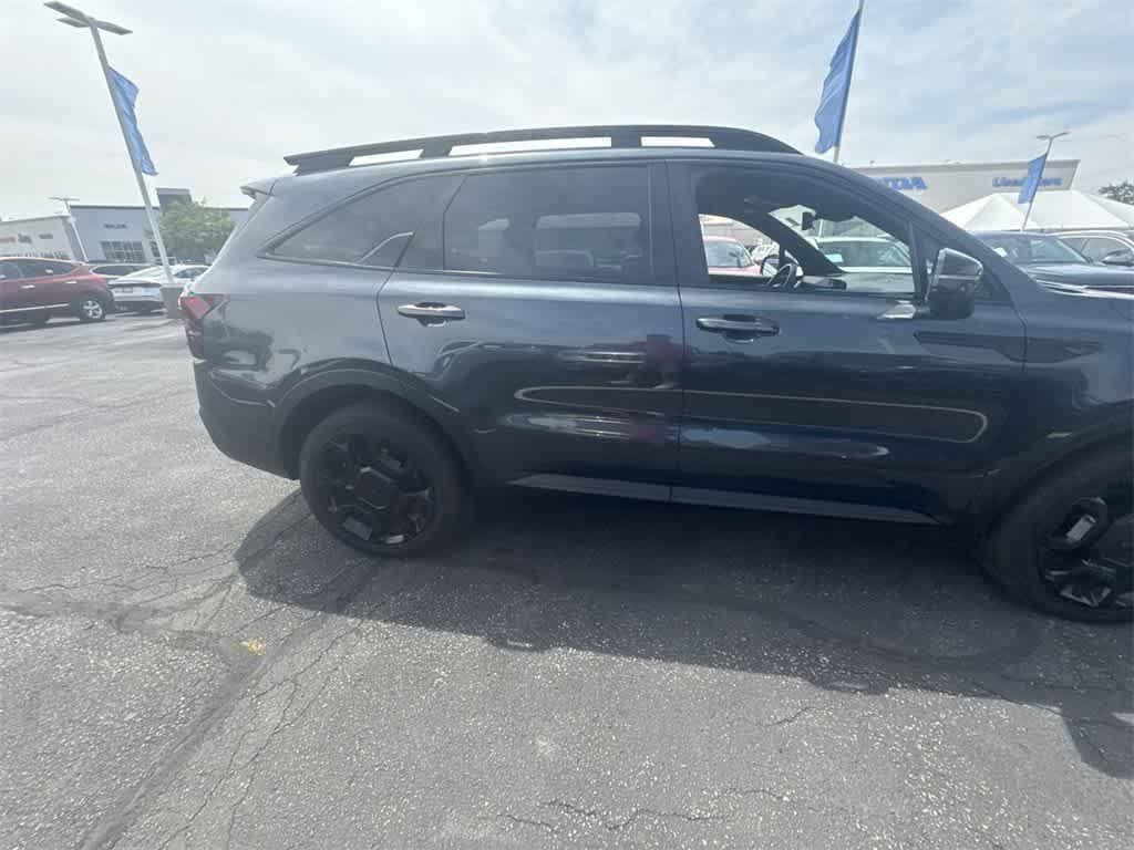 used 2025 Kia Sorento car, priced at $36,754