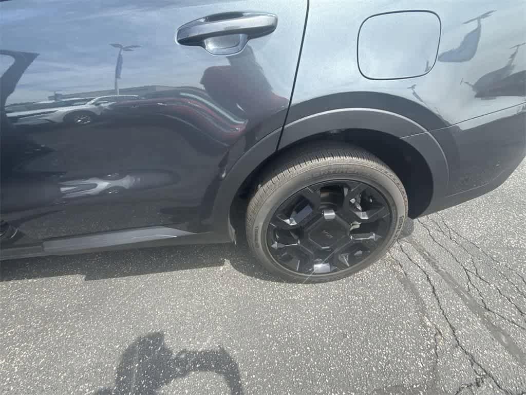 used 2025 Kia Sorento car, priced at $36,754