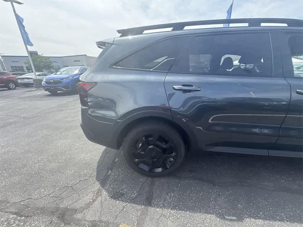 used 2025 Kia Sorento car, priced at $36,754