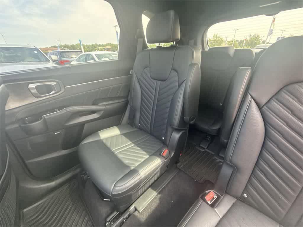 used 2025 Kia Sorento car, priced at $36,754