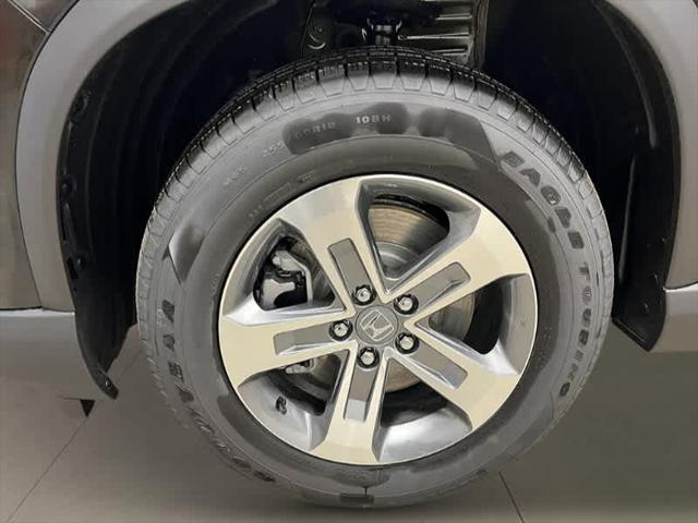 new 2025 Honda Pilot car, priced at $45,244