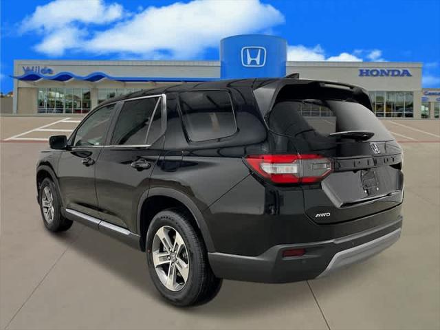 new 2025 Honda Pilot car, priced at $45,244