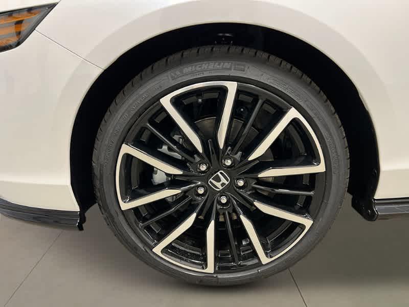 new 2025 Honda Accord Hybrid car, priced at $38,152