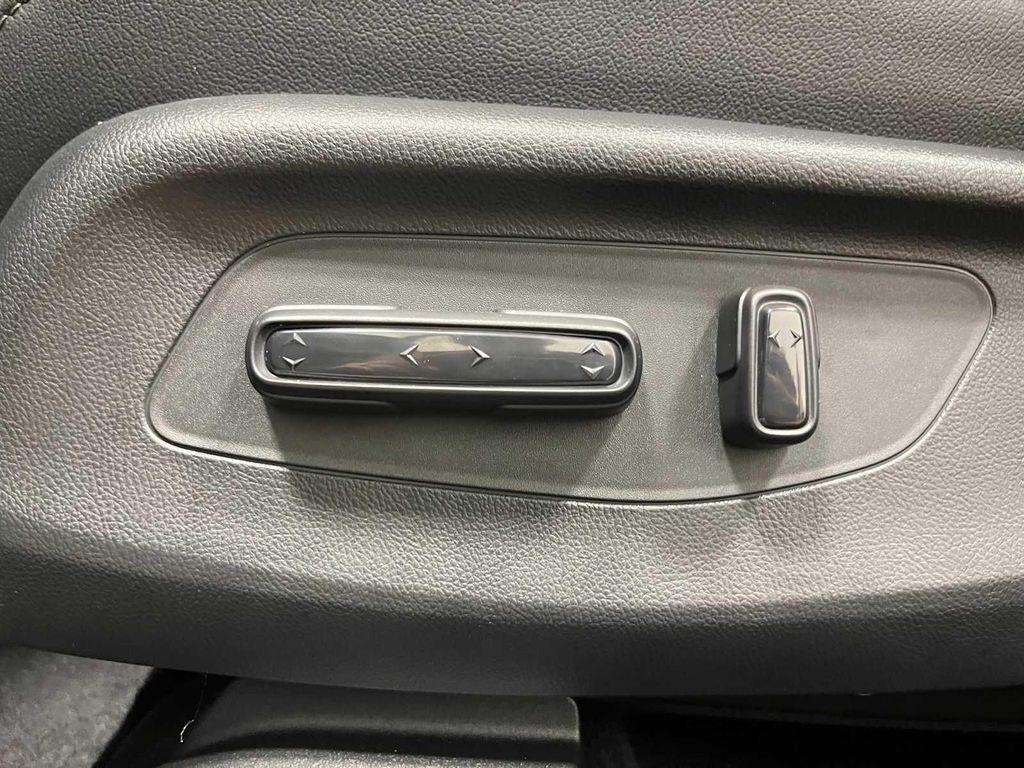 new 2026 Honda HR-V car, priced at $32,551