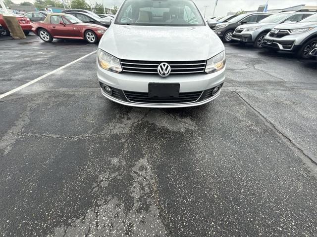 used 2012 Volkswagen Eos car, priced at $7,196