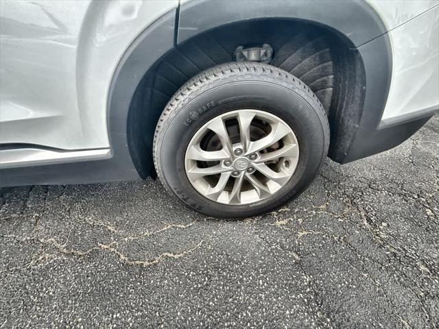 used 2019 Hyundai Santa Fe car, priced at $18,222