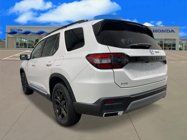 new 2025 Honda Pilot car, priced at $49,371
