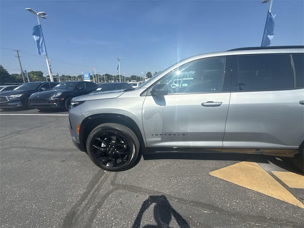 used 2024 Chevrolet Traverse car, priced at $51,981