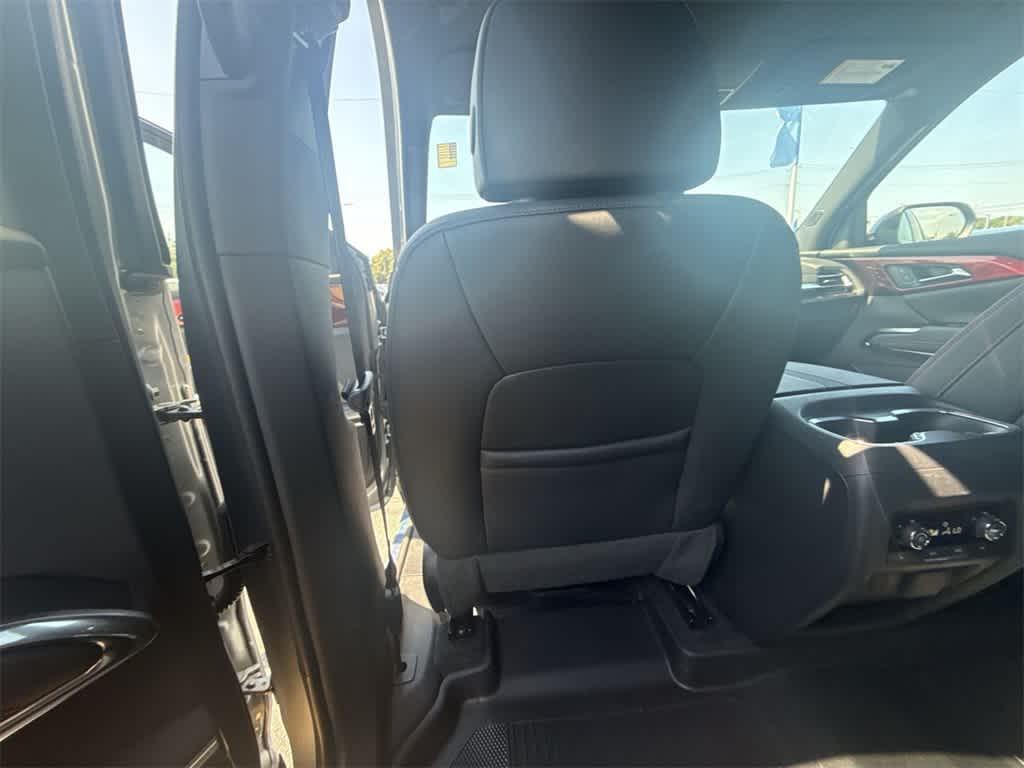 used 2024 Chevrolet Traverse car, priced at $51,981