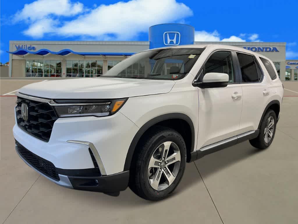 new 2025 Honda Pilot car, priced at $45,295