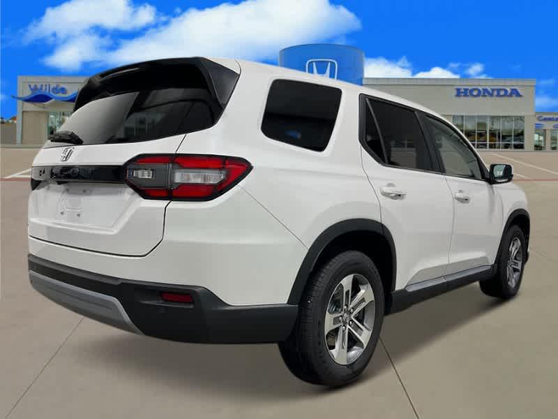 new 2025 Honda Pilot car, priced at $45,295