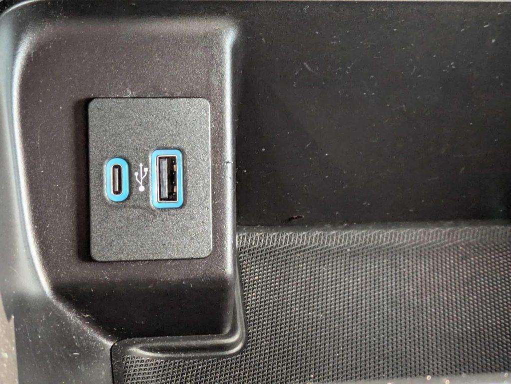 used 2021 Ford F-150 car, priced at $35,786