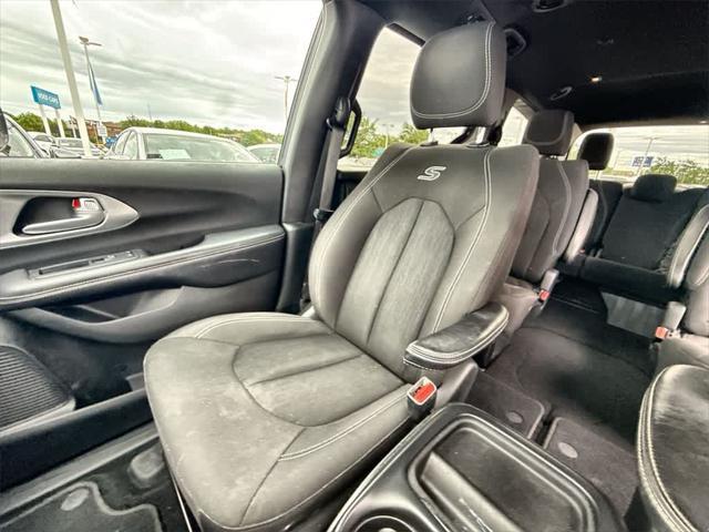 used 2018 Chrysler Pacifica car, priced at $12,711