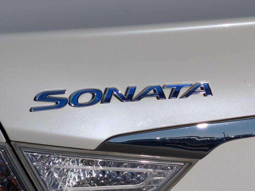 used 2014 Hyundai Sonata Hybrid car, priced at $9,453
