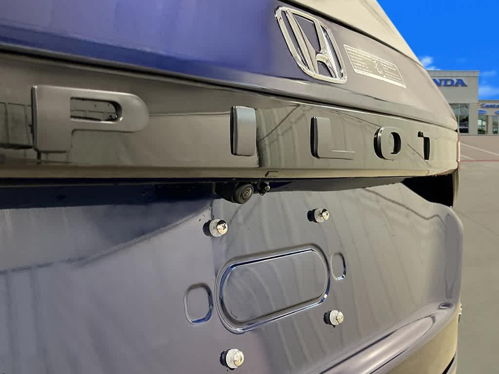 new 2025 Honda Pilot car, priced at $54,575