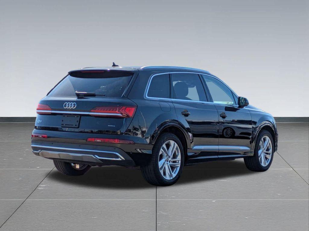 used 2023 Audi Q7 car, priced at $36,450