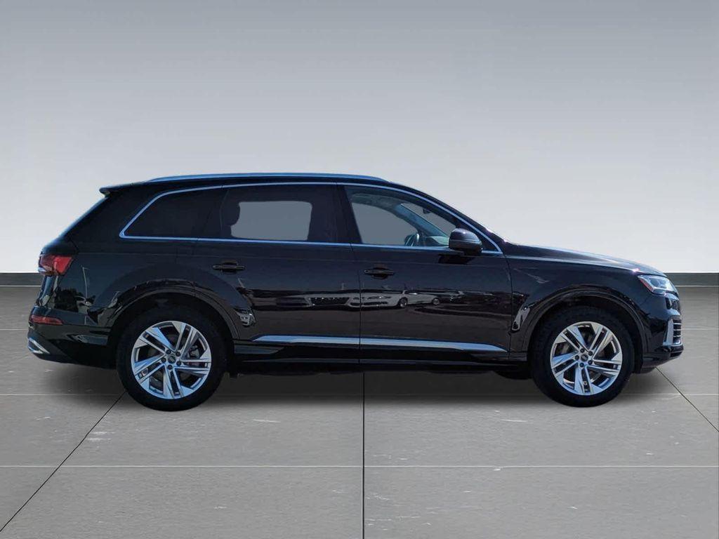 used 2023 Audi Q7 car, priced at $36,450
