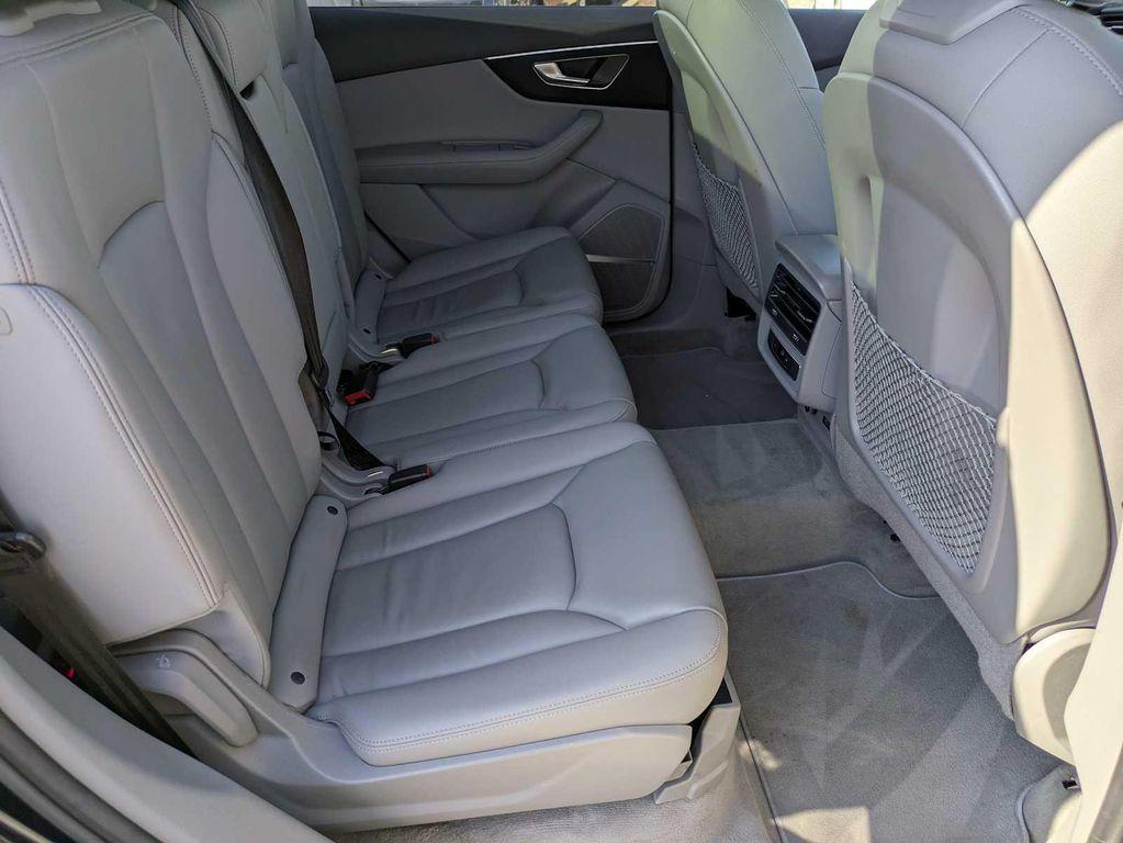 used 2023 Audi Q7 car, priced at $36,450