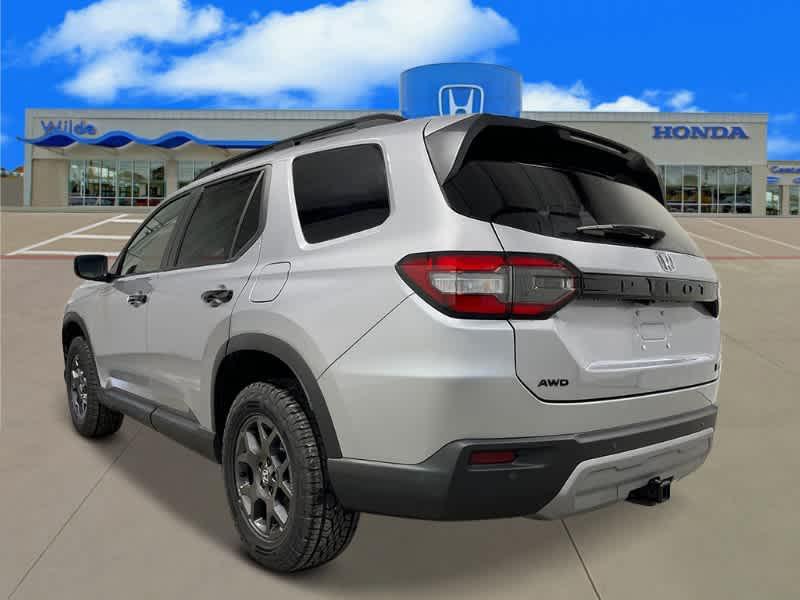 new 2025 Honda Pilot car, priced at $48,432