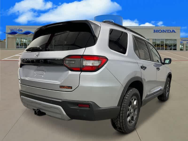 new 2025 Honda Pilot car, priced at $48,432