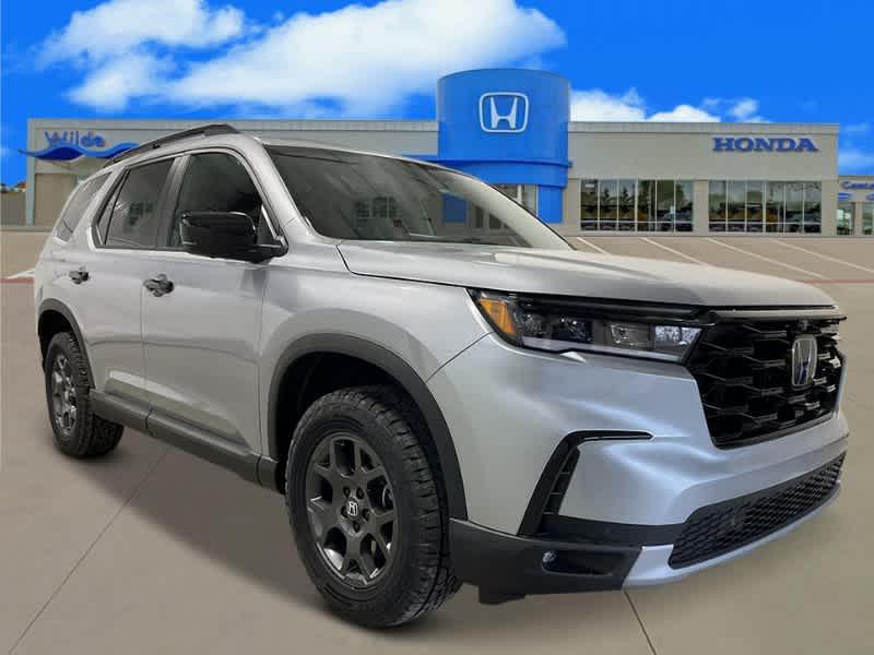 new 2025 Honda Pilot car, priced at $48,432