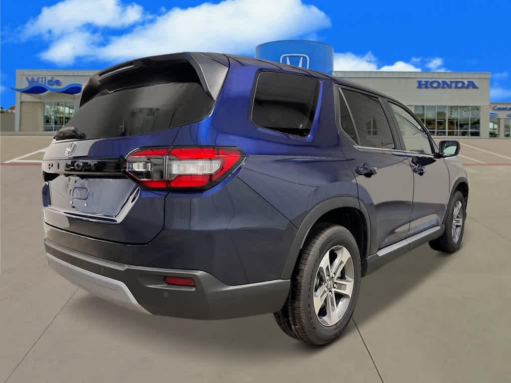 new 2025 Honda Pilot car, priced at $44,368