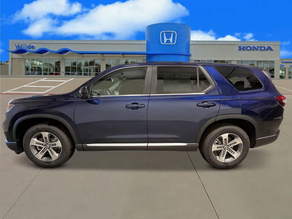 new 2025 Honda Pilot car, priced at $44,368