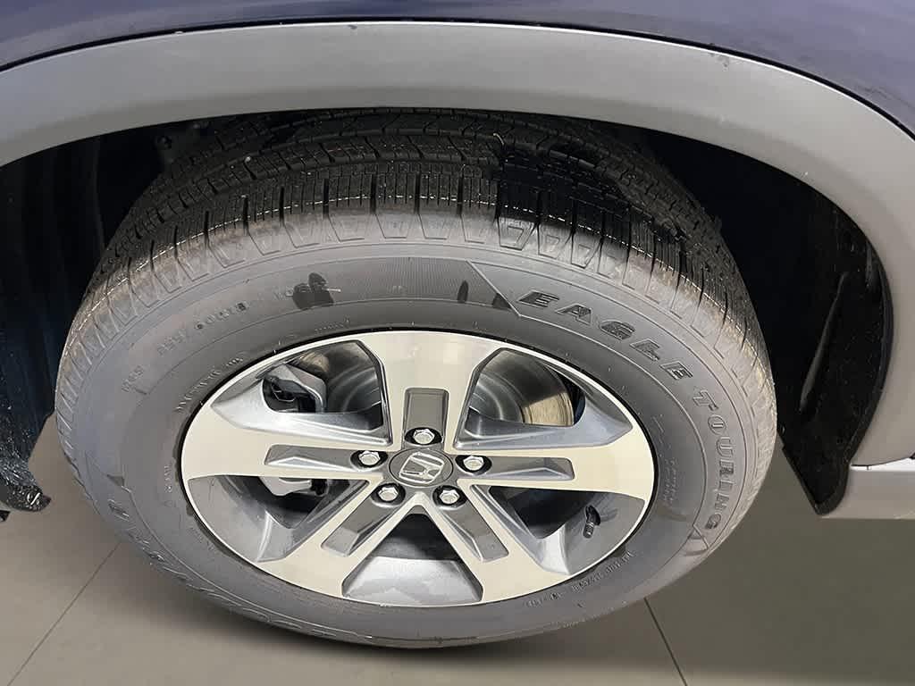 new 2025 Honda Pilot car, priced at $44,368