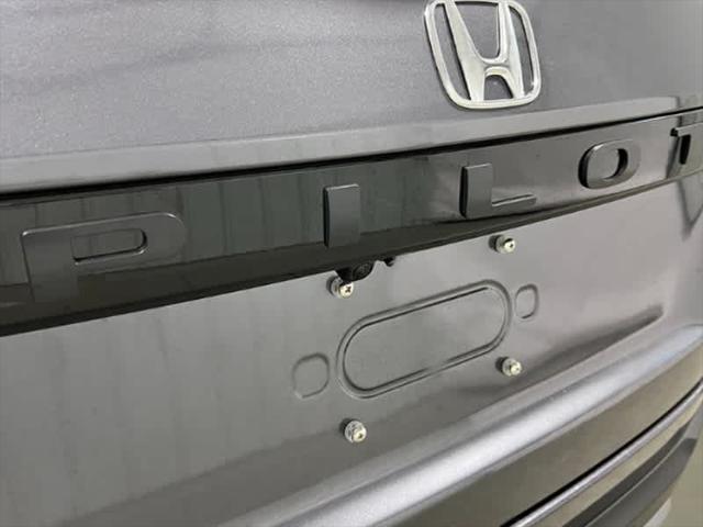 new 2025 Honda Pilot car, priced at $47,780
