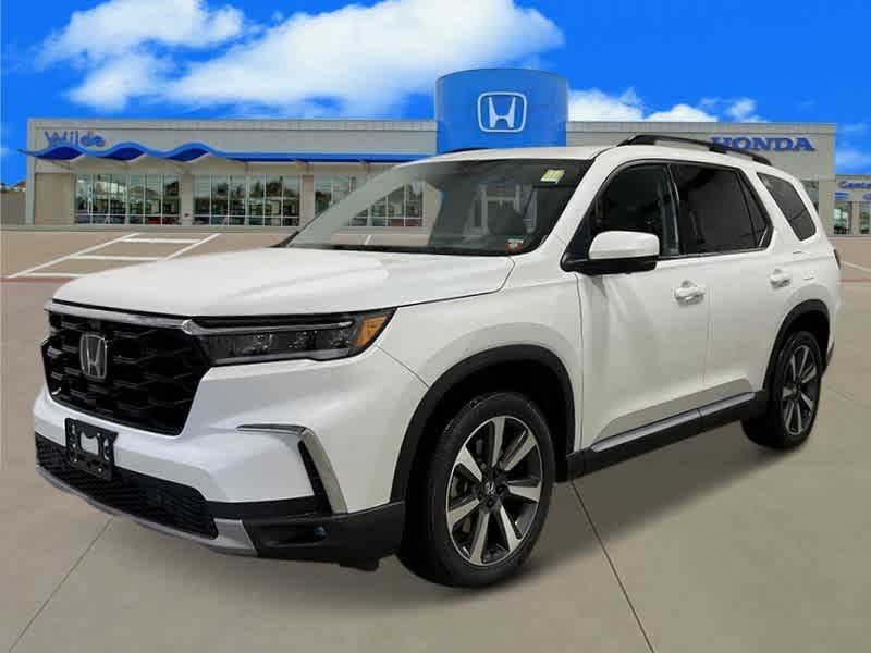 new 2025 Honda Pilot car, priced at $55,030