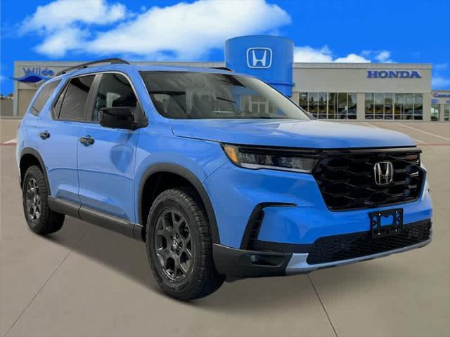 new 2025 Honda Pilot car, priced at $48,564