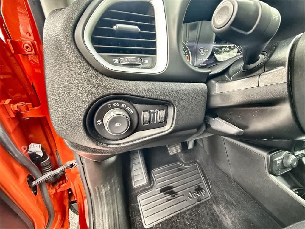 used 2021 Jeep Renegade car, priced at $17,250