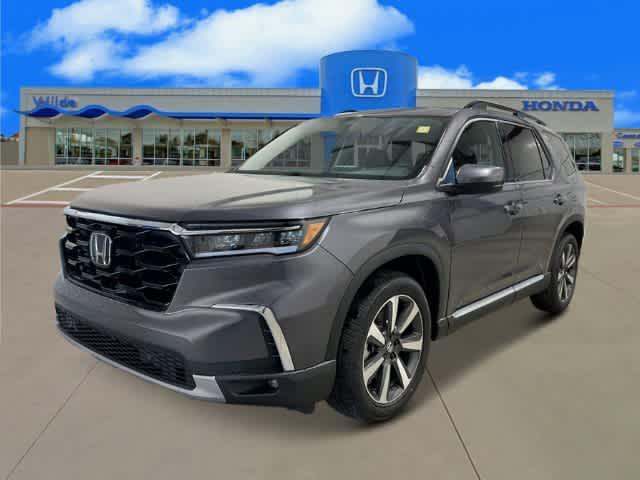 new 2025 Honda Pilot car, priced at $51,050